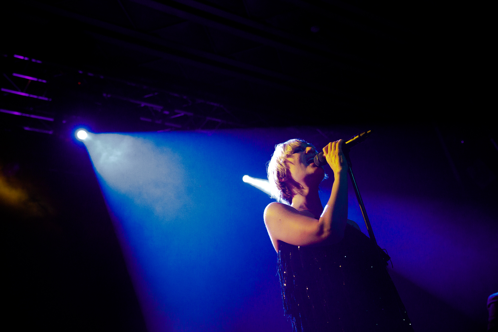 Hooverphonic-Fleda-Paveska-2021-06-JU6A6560-small.jpg