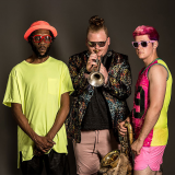 toomanyzooz-ctverec.png