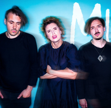 mucha-1.jpg