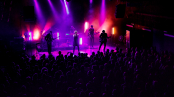 Hooverphonic-Fleda-Paveska-2021-07-JU6A6462-small.jpg