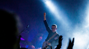 Hooverphonic-Fleda-Paveska-2021-11-8S0A0156-small.jpg